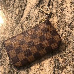 Money holder/ wallet keychain sold out everywhere!